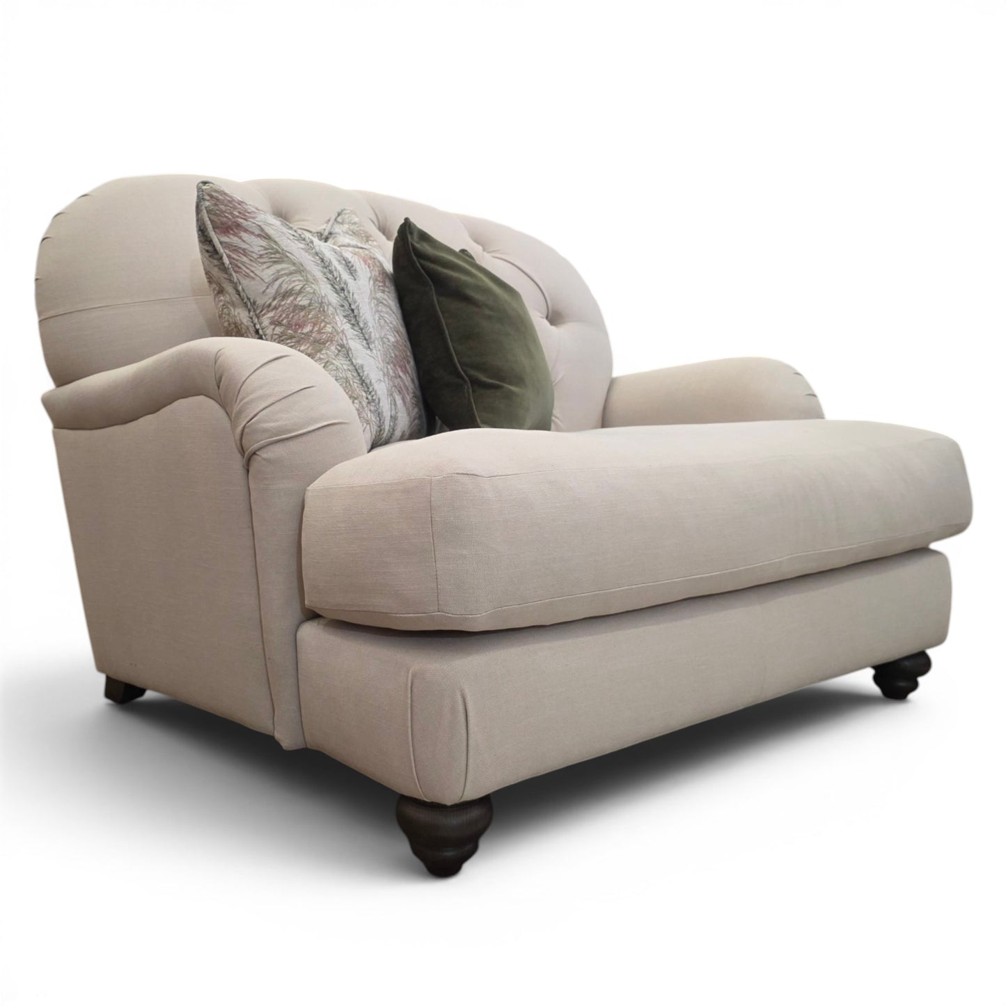 Dorchester Loveseat