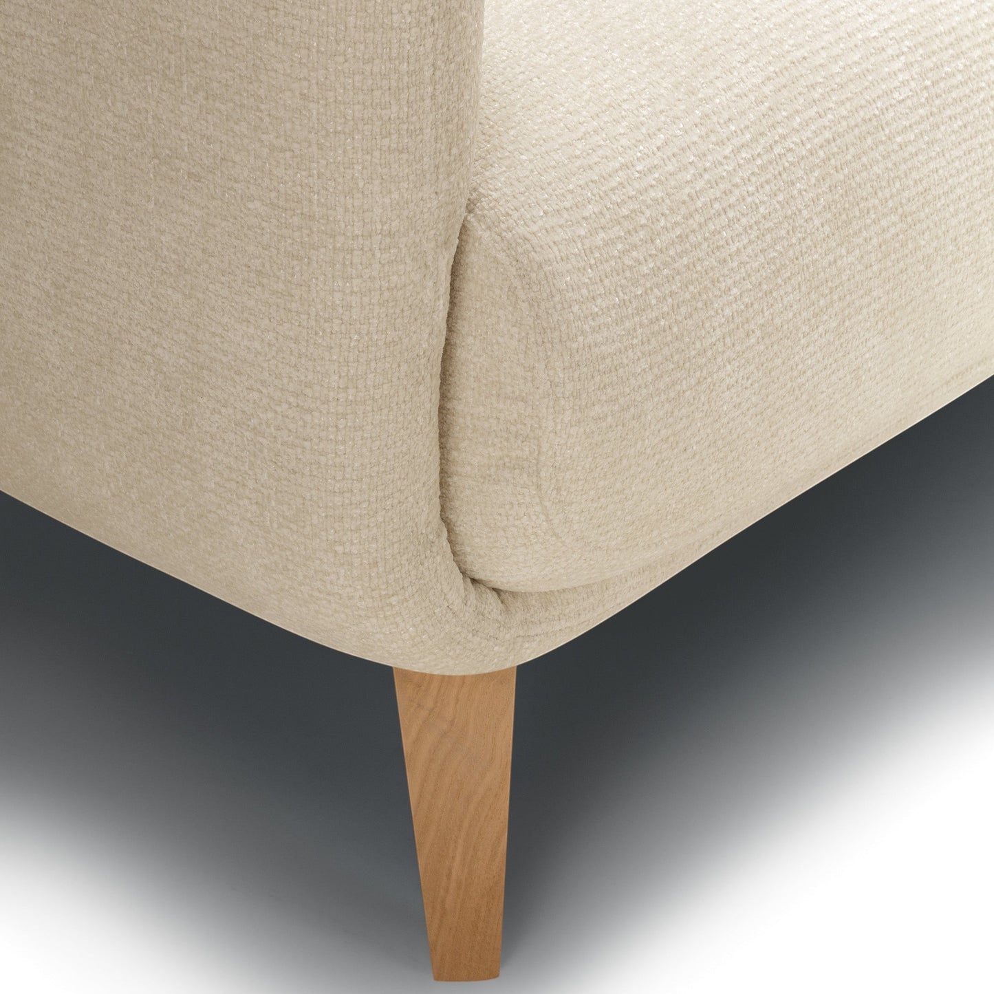 Moa Armchair