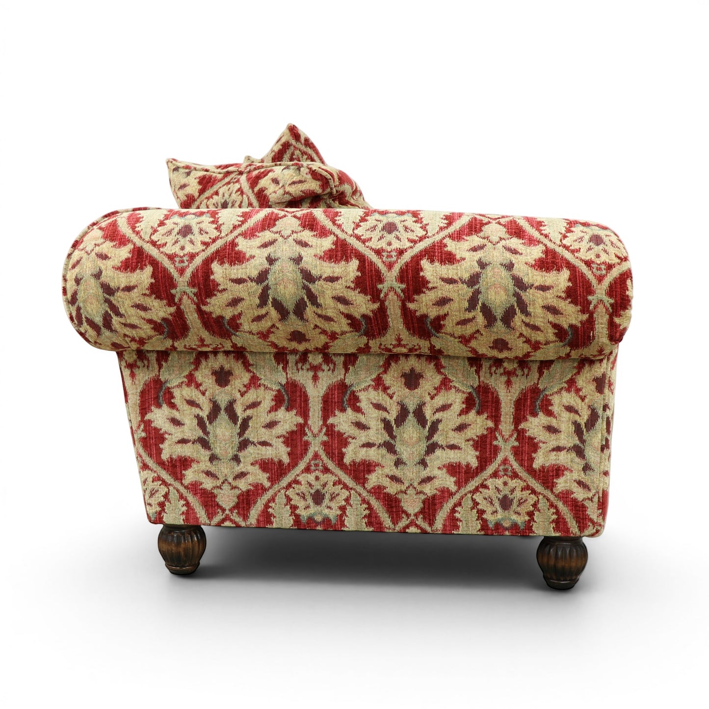 Elgar Snuggler Sofa - Pieces For Places