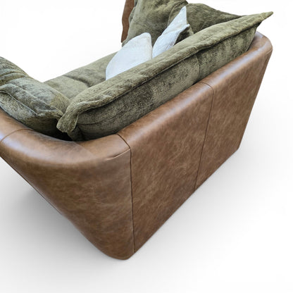 Ruben Duo - Love Chair