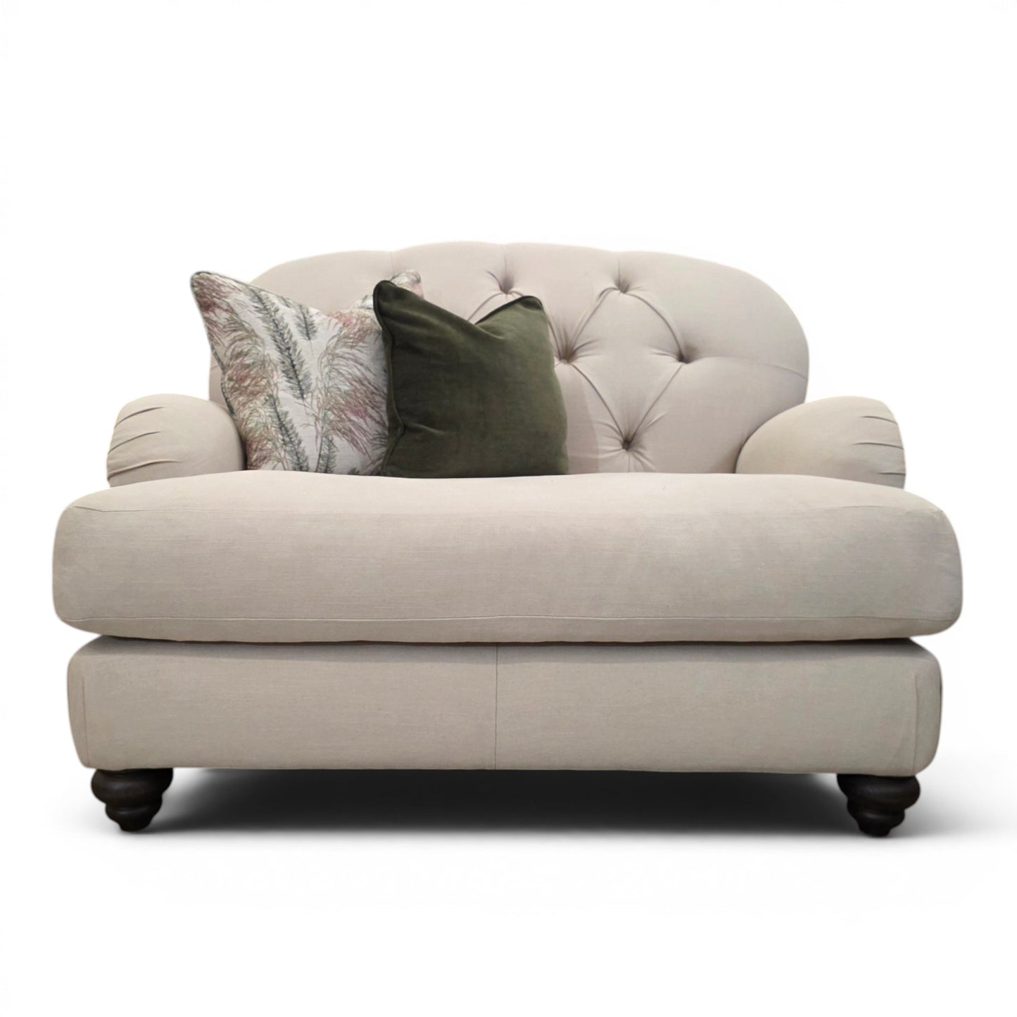 Dorchester Loveseat