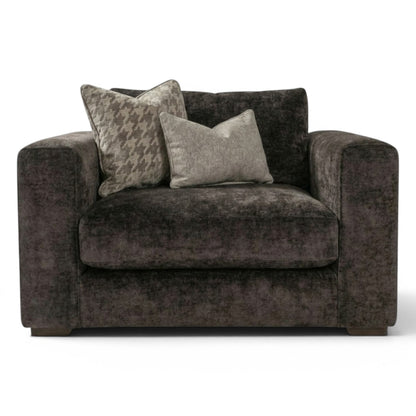 Addison Love Chair