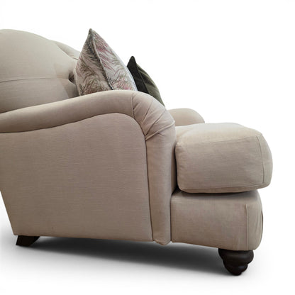 Dorchester Loveseat
