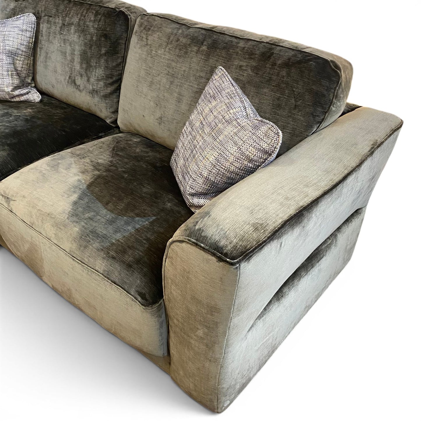 Hadid 3 Seater Sofa - Ex Display