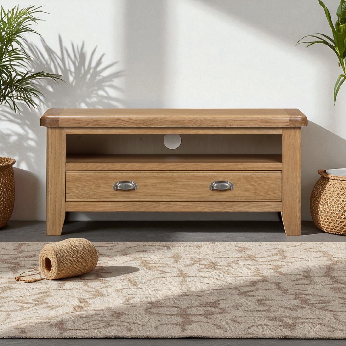 Harrogate TV Unit