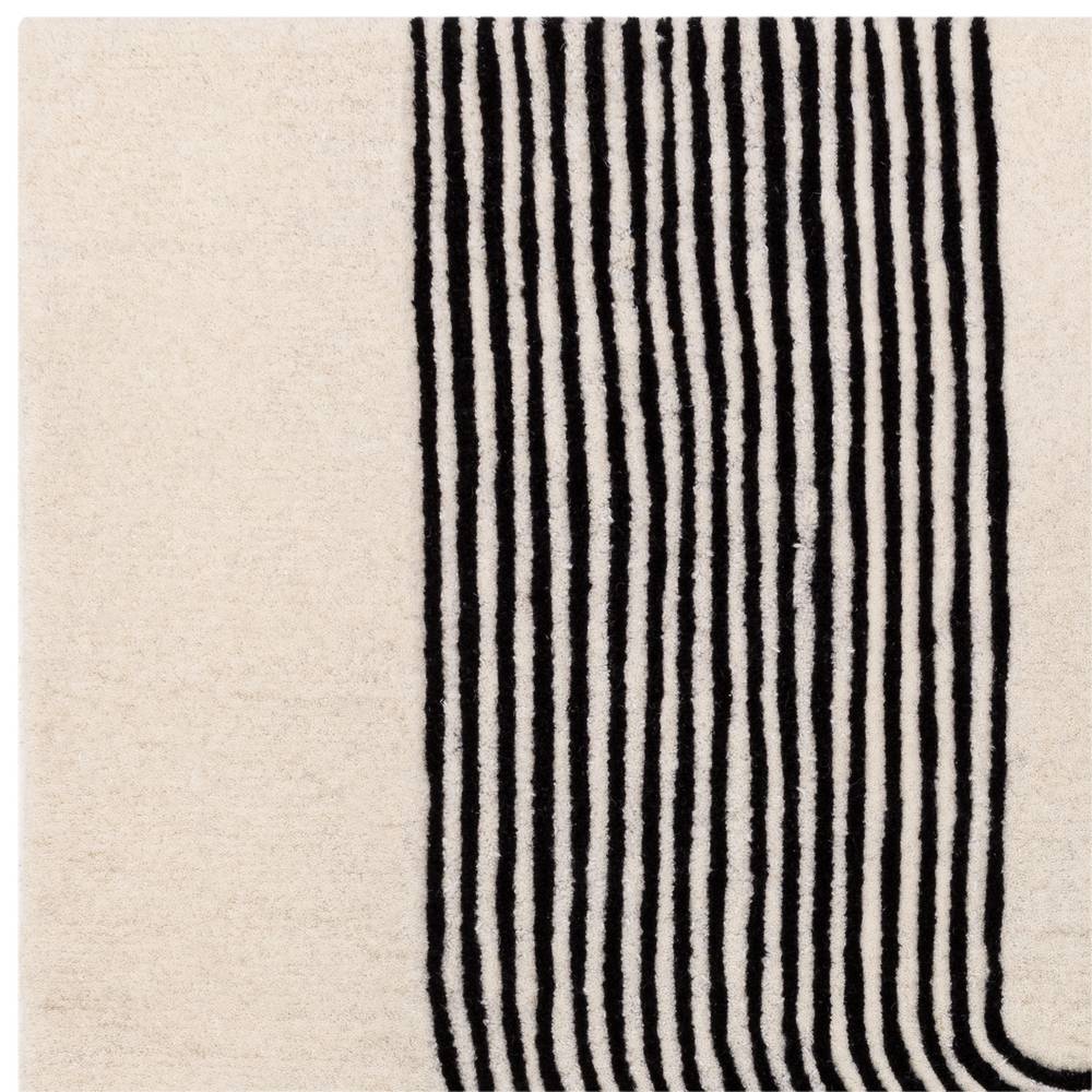 87 Arches Black Matrix Rug - 200cm x 300cm