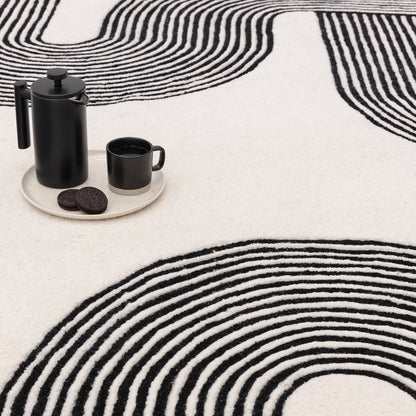 87 Arches Black Matrix Rug - 200cm x 300cm