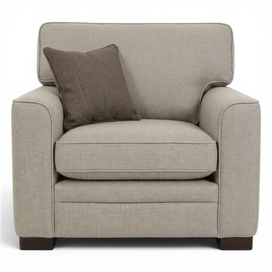 Maverix Armchair