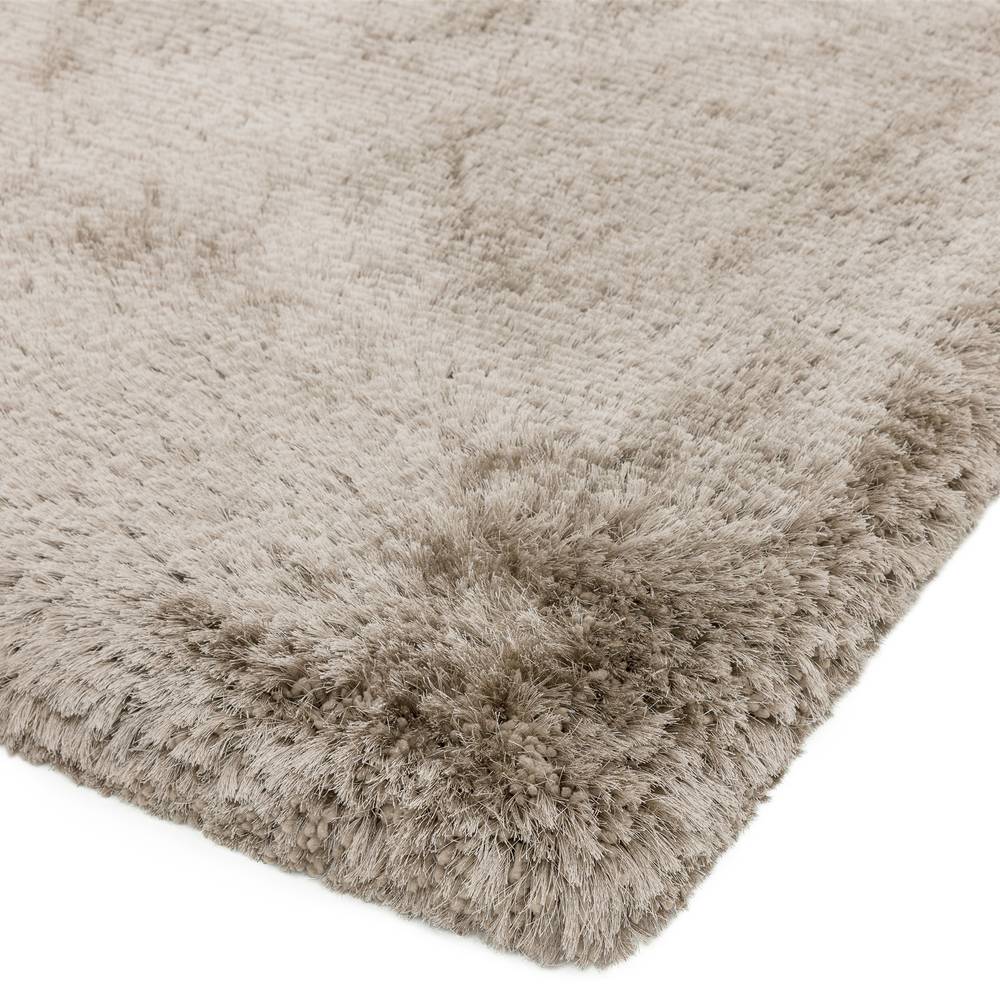 Sand Plush Rug - 200cm x 300cm