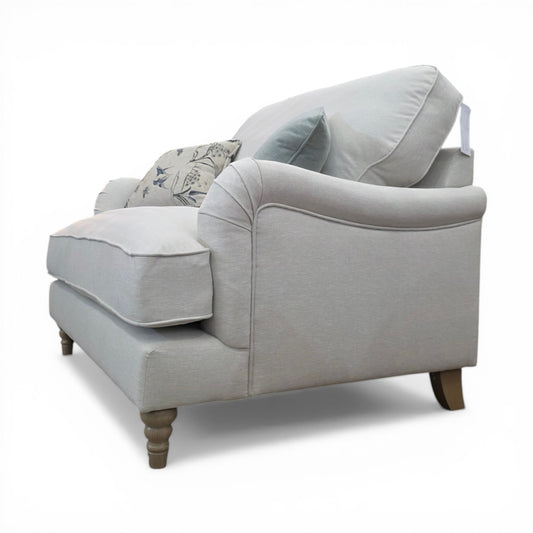 Potter Loveseat