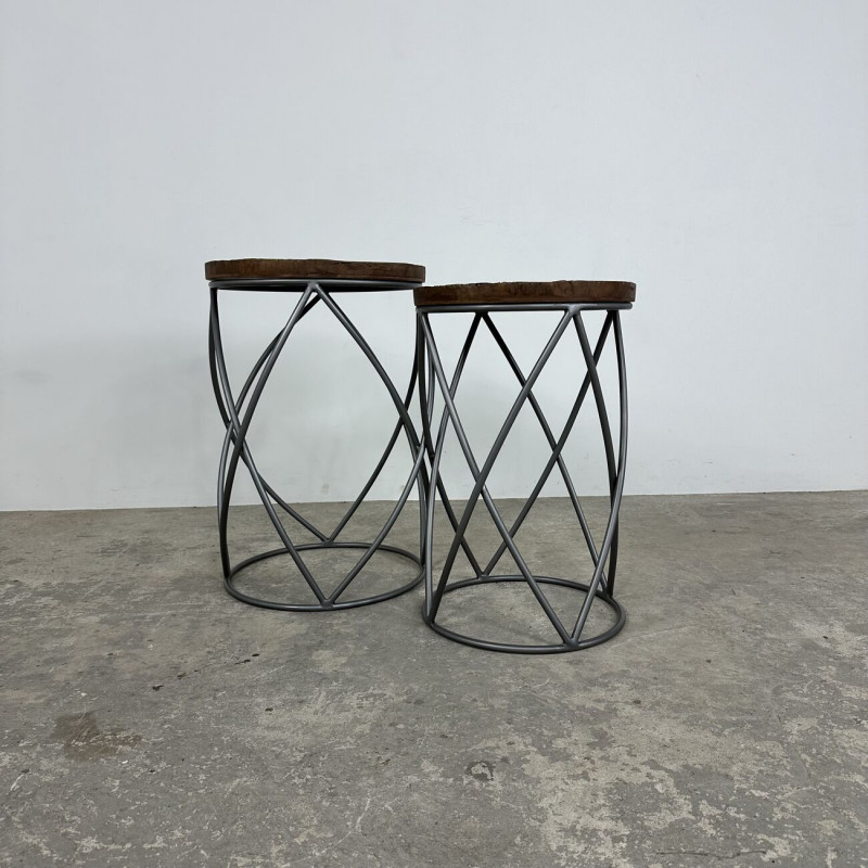 Round Lattice Nest of 2 Tables Round Lattice Nest of 2 Tables