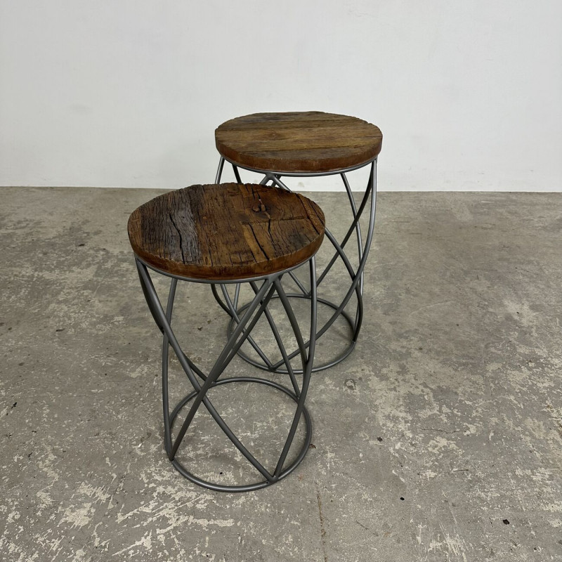 Round Lattice Nest of 2 Tables Round Lattice Nest of 2 Tables
