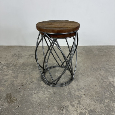 Round Lattice Nest of 2 Tables