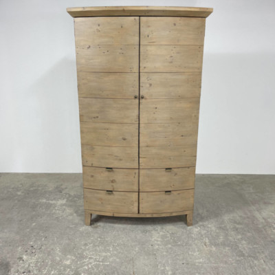 Bermuda Double Wardrobe
