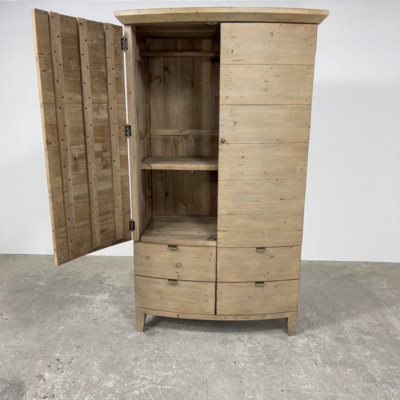 Bermuda Double Wardrobe