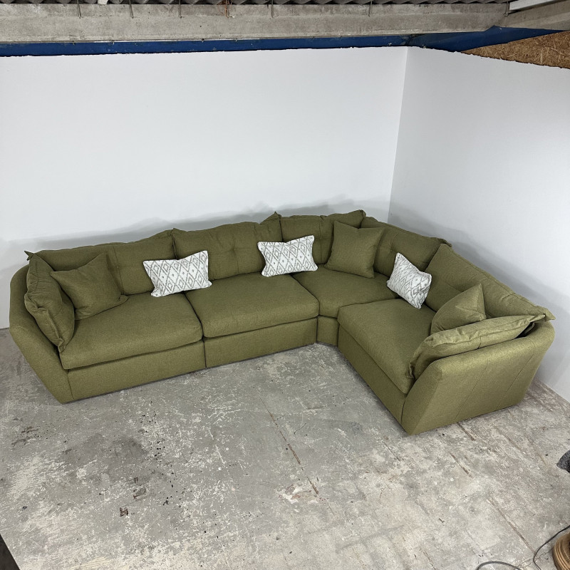 Ruben Corner Sofa Group 4