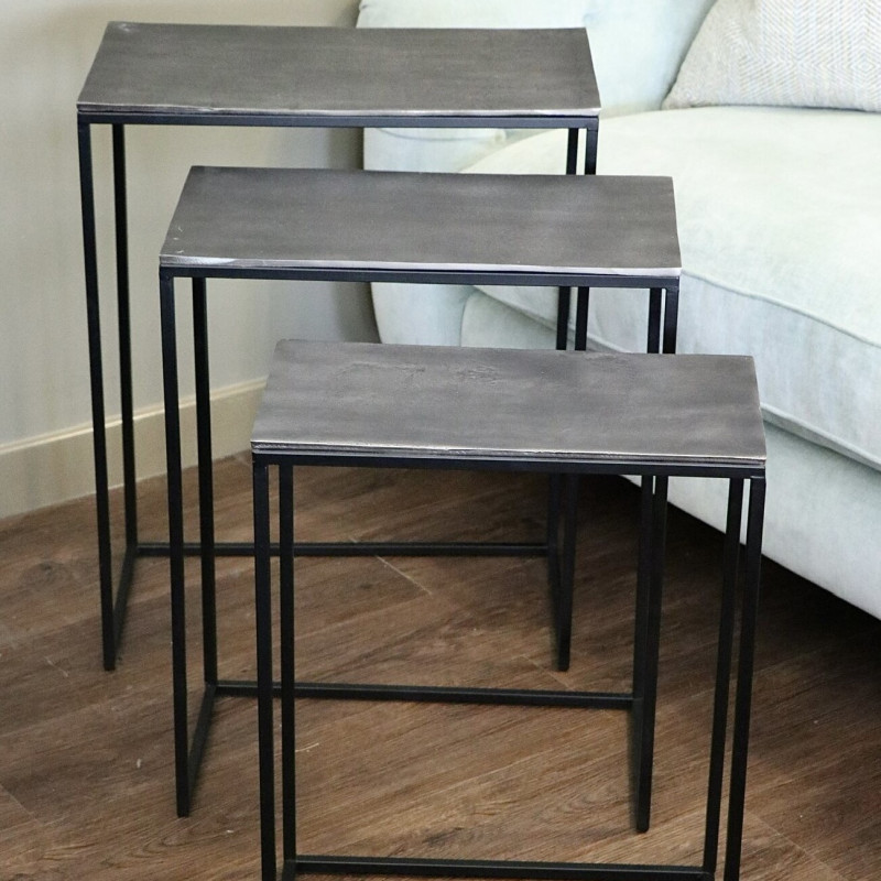 Set of 3 Black Leg Nest of Tables