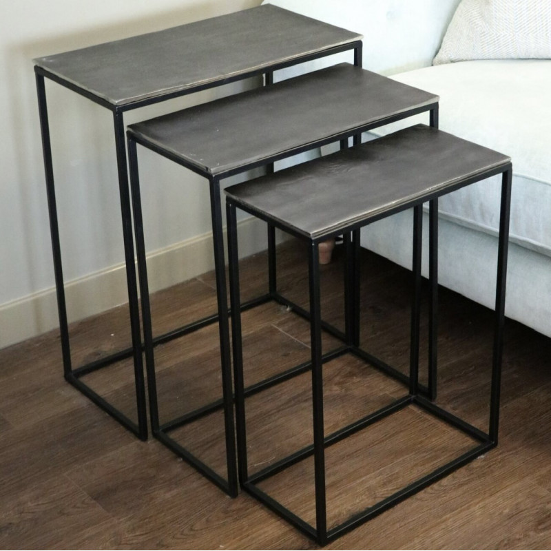 Set of 3 Black Leg Nest of Tables
