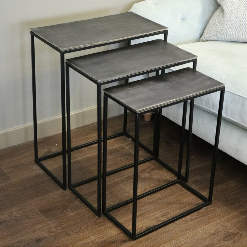 Set of 3 Black Leg Nest of Tables