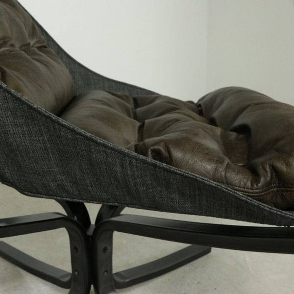 Whiskey Buttoned Suspend Chair Whiskey Buttoned Suspend Chair