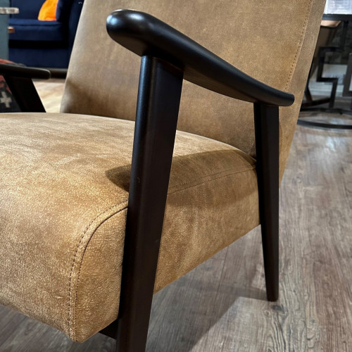 Bazzi Leather Armchair Bazzi Leather Armchair