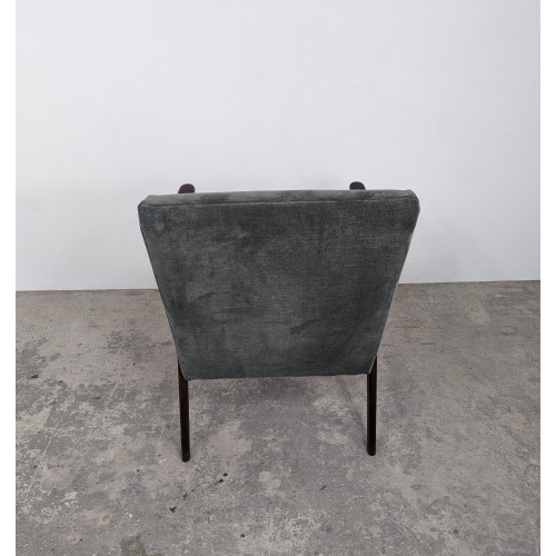 Bazzi Velvet Armchair