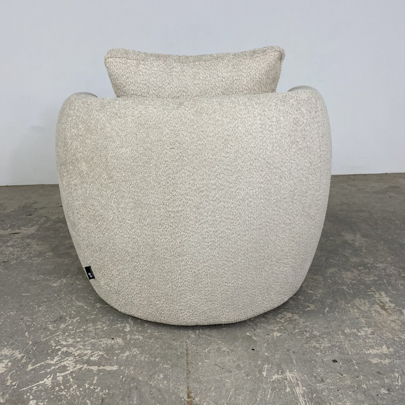 Cerise Swivel Chair Cerise Swivel Chair