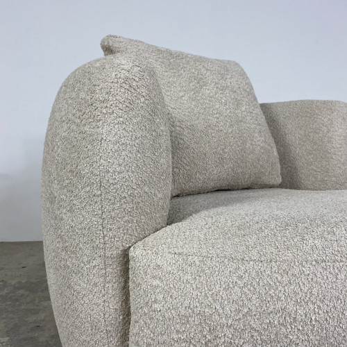 Cerise Swivel Chair Cerise Swivel Chair