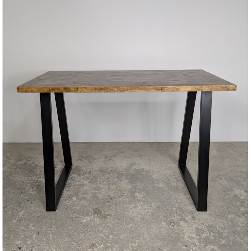 Morpho Bar Table