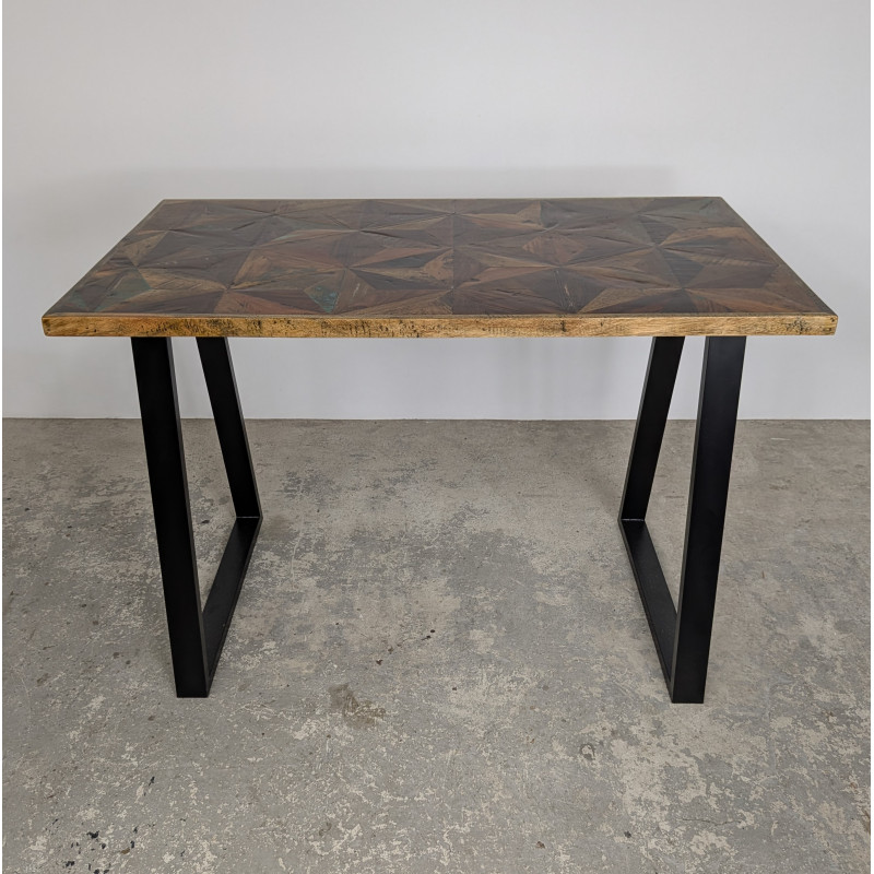 Morpho Bar Table