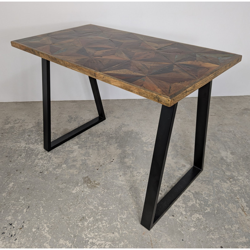 Morpho Bar Table