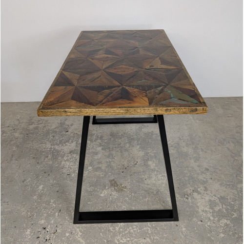 Morpho Bar Table