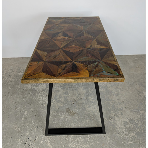 Morpho Bar Table