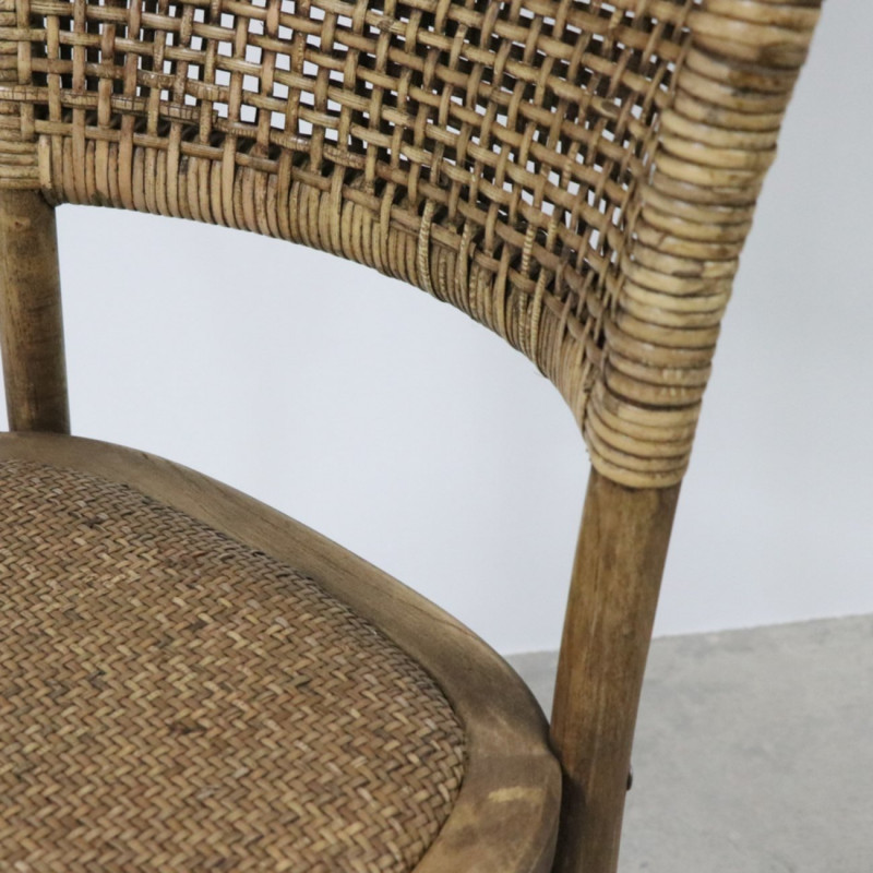Oyster Dining Chair
