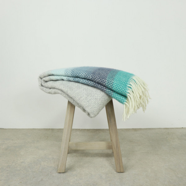 Ombre Throw Seaside Blue Ombre Throw Seaside Blue