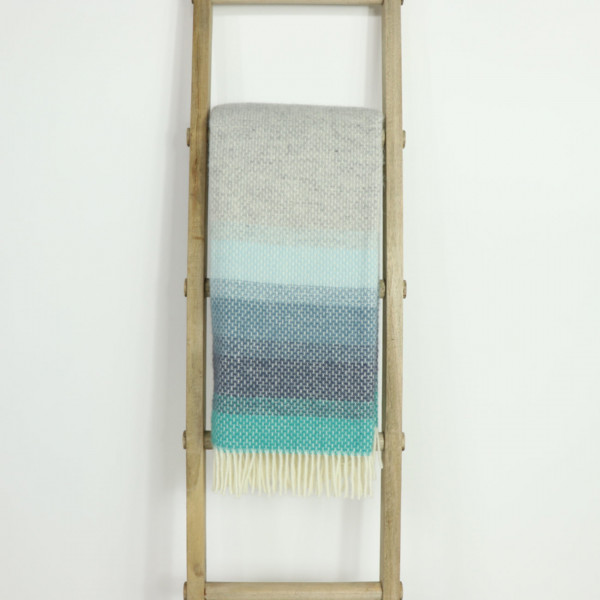 Ombre Throw Seaside Blue Ombre Throw Seaside Blue