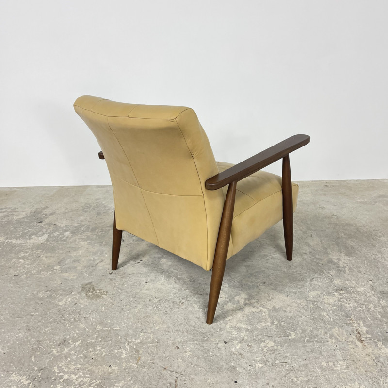 Rita Chair in Leather Rita Chair in Leather