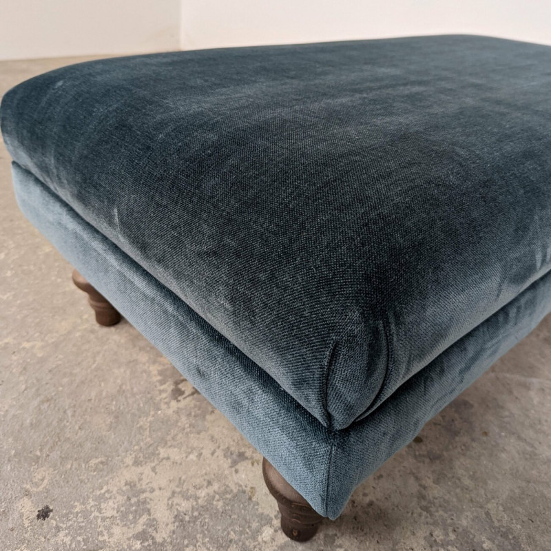 Traditional Footstool Traditional Footstool